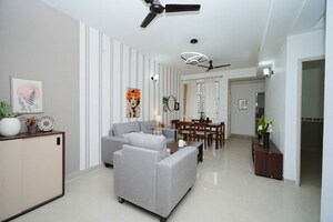 Team Area in 3 BHK Apartment at Sare Home, Sector 92 – for Sale