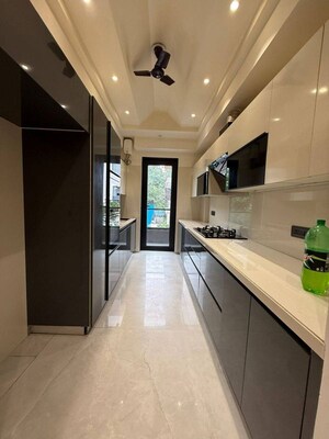 Building Lobby in 3 BHK Apartment at M3M Sky City, Sector 65 – for Sale