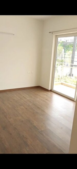 Room in 3 BHK Apartment at Shapoorji Pallonji Joyville Gurgaon, Sector 102 – for Rent