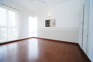 Room in 3 BHK Apartment at Umang Winter Hills, Sector 77 – for Sale