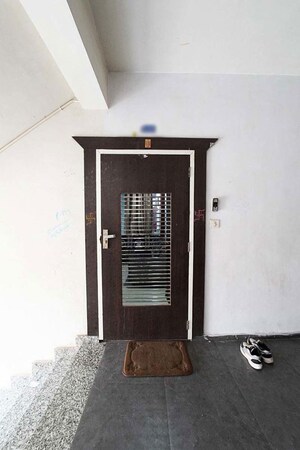 Room in 2 BHK Apartment at Nikol – for Sale