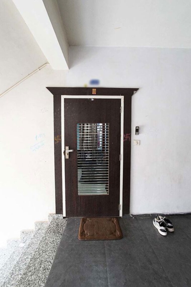 Room, nikol 2 Bedroom 141 Sq.Yd. Apartment In Nikol Ahmedabad 10511396