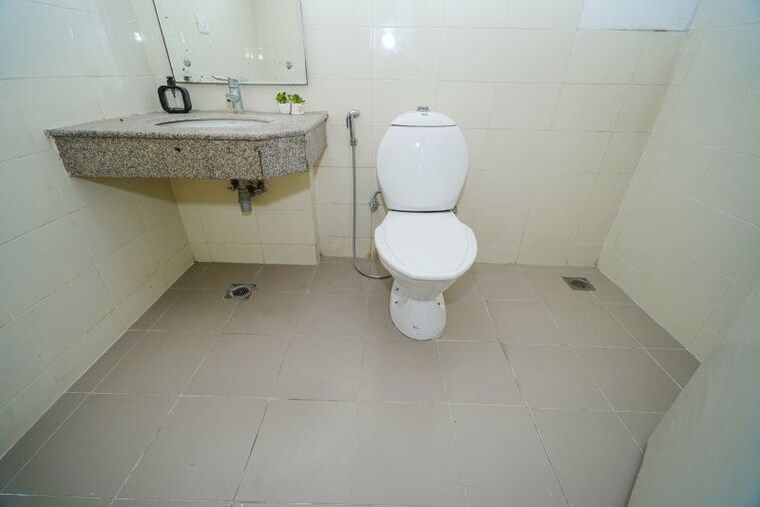 Bathroom, vatika-gurgaon-21 2 Bedroom 1420 Sq.Ft. Apartment In Sector 83 Gurgaon 10511412