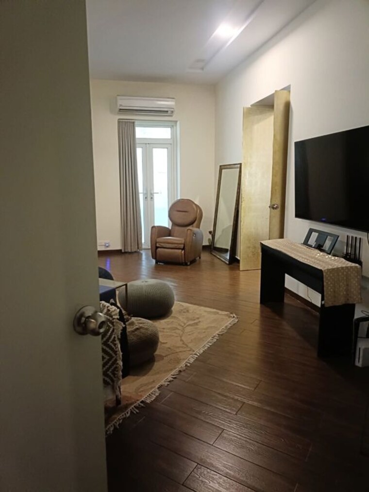 Living Room, cuffe parade 4 Bedroom 3390 Sq.Ft. Apartment In Cuffe Parade Mumbai 10511424