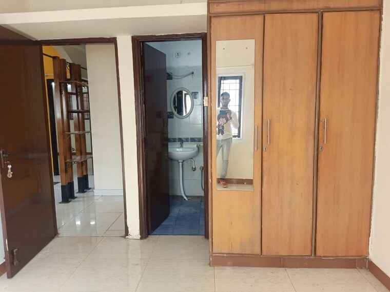Room, indiranagar 6+ Bedroom 3500 Sq.Ft. Independent House In Indiranagar Bangalore 10511474