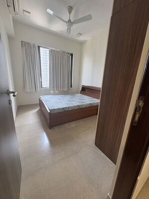 Room in 2 BHK Apartment at Lodha The Park, Worli – for Sale
