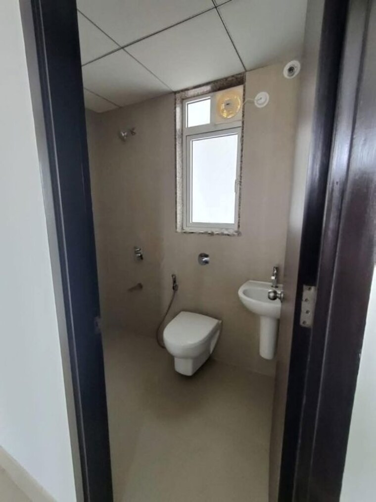 Bathroom, runwal-forests 2 Bedroom 845 Sq.Ft. Apartment In Kanjurmarg West Mumbai 10511600