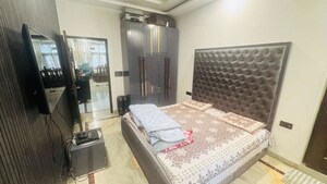 Bedroom in 4 BHK Builder Floor at Sector 21 – for Rent