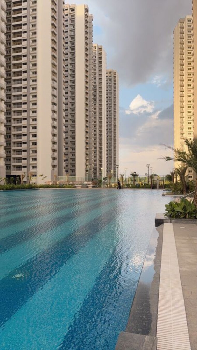 Swimming Pool, the-prestige-city 3 Bedroom 1665 Sq.Ft. Apartment In Sarjapur Road Bangalore 10511612
