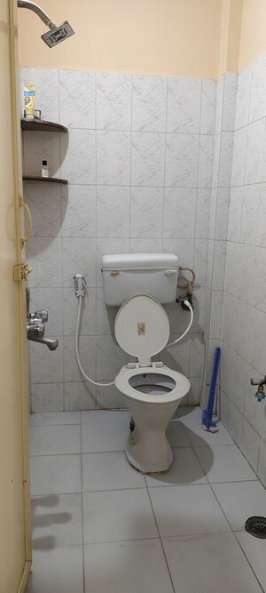 Bathroom in 1 BHK Builder Floor at Jeevan Bima Nagar – for Rent