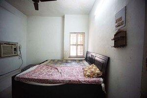 Bedroom in 2 BHK Apartment at Naranpura – for Sale