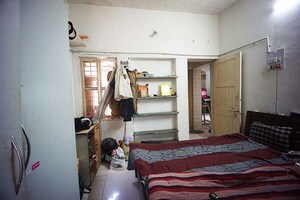 Furnished Amenities in 2 BHK Apartment at Naranpura – for Sale