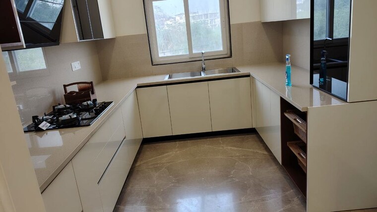 Room, bptp-amstoria 3 Bedroom 2025 Sq.Ft. Builder Floor In Sector 102 Gurgaon 10511689