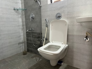Bathroom in 2 BHK Apartment at Ameet Tower, Chembur – for Rent