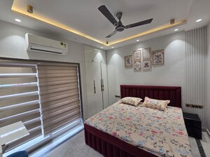 Bedroom in 3 BHK Builder Floor at Sector 49 – for Rent
