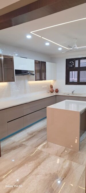 Kitchen in 3 BHK Builder Floor at Sector 22 – for Rent