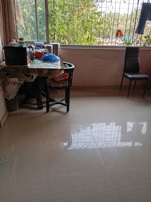 Room in 1.5 BHK Apartment at Andheri East – for Sale