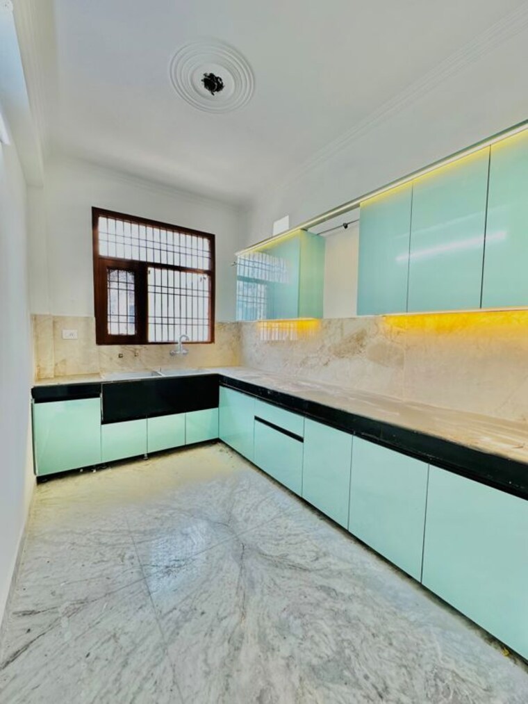 Kitchen, us-pine-homes 3 Bedroom 1500 Sq.Ft. Builder Floor In Dhakoli Zirakpur 10511726