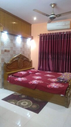 4 BHK + Study Room Builder Floor For Rent in Defence Colony