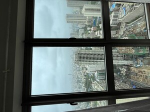 Room in 2 BHK Apartment at Sheth Auris Serenity Tower 2, Malad West – for Rent