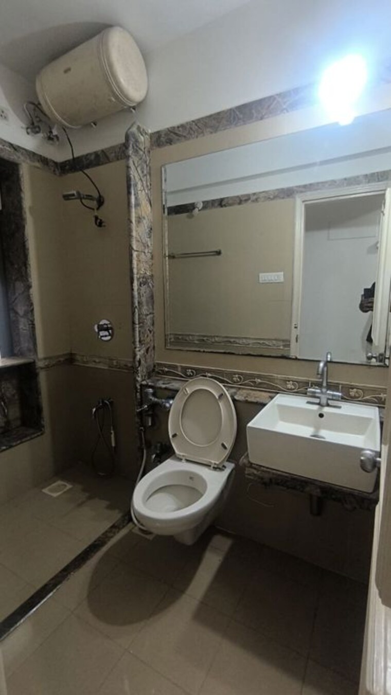 Bathroom, raheja-acropolis 2.5 Bedroom 1235 Sq.Ft. Apartment In Deonar Mumbai 10511766