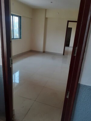 Room in 2 BHK Apartment at Yeshwant Nagar CHS, Goregaon West – for Rent