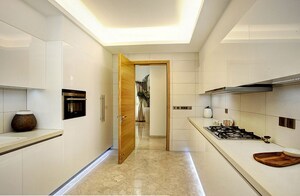 Room in 4 BHK Builder Floor at Sector 23 – for Rent