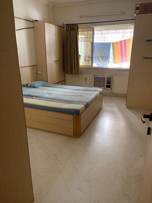 Bedroom in 2 BHK Apartment at Bandra West – for Rent