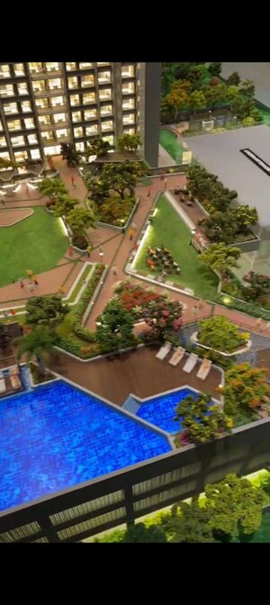 Master Plan in 4 BHK Apartment at Supreme Boulevard, Chembur – for Sale