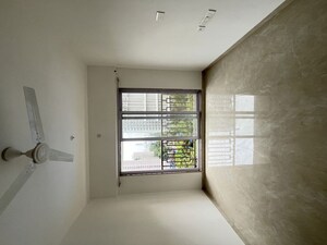 Room in 2 BHK Apartment at Apex Green Wood, Borivali East – for Rent
