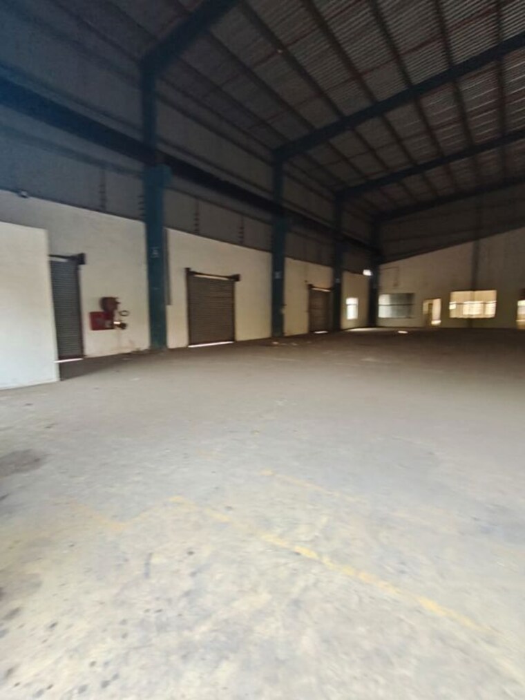  Parking, bilaspur kalan Commercial Warehouse 140000 Sq.Ft. In Bilaspur Kalan Gurgaon 10511881
