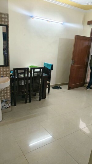 Parking in 2 BHK Villa at Sector 23 – for Rent