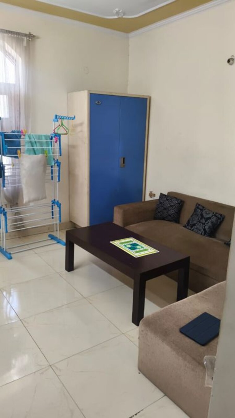 Living Room, sector 23 2 Bedroom 1200 Sq.Ft. Villa In Sector 23 Gurgaon 10511883