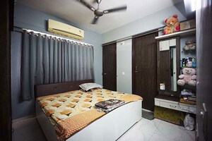 Bedroom in 2 BHK Apartment at Motera – for Sale