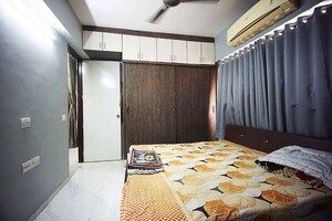 Bedroom in 2 BHK Apartment at Motera – for Sale