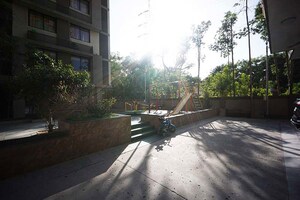 Parking in 2 BHK Apartment at Motera – for Sale