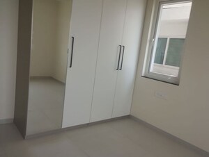 Room in 2 BHK Apartment at INDIS PBEL City, Peeranchuruvu – for Rent
