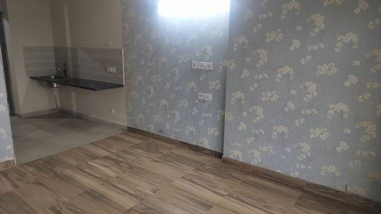 Room, paramount-golfforeste 1 RK 435 Sq.Ft. Apartment In Zeta I Greater Noida Greater Noida 10511905