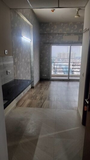 1 RK Apartment For Rent in Paramount Golfforeste, Zeta I Greater Noida