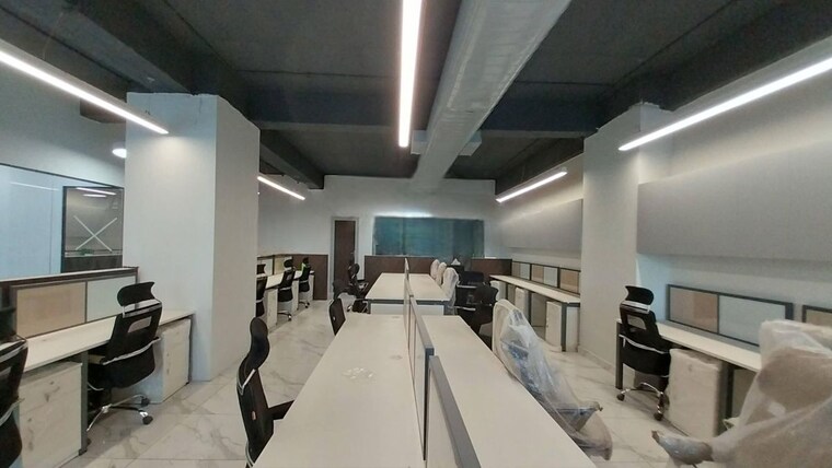Team Area, senapati bapat road Commercial Office Space 3000 Sq.Ft. In Senapati Bapat Road Pune 10511910