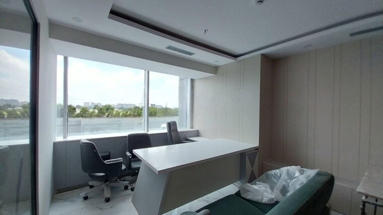 Team Area, senapati bapat road Commercial Office Space 3000 Sq.Ft. In Senapati Bapat Road Pune 10511910