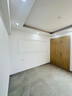 Room in 2 BHK Builder Floor at MS Enclave Zirakpur, Dhakoli – for Sale