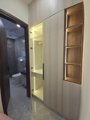 Furnished Amenities in 2 BHK Builder Floor at Sector 43 – for Rent