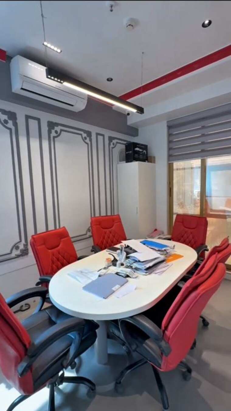 Team Area, vadgama-kings-tower Commercial Office Space 1100 Sq.Ft. In Agripada Mumbai 10511953