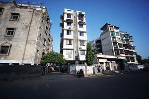 2 BHK Penthouse For Sale in Sabarmati