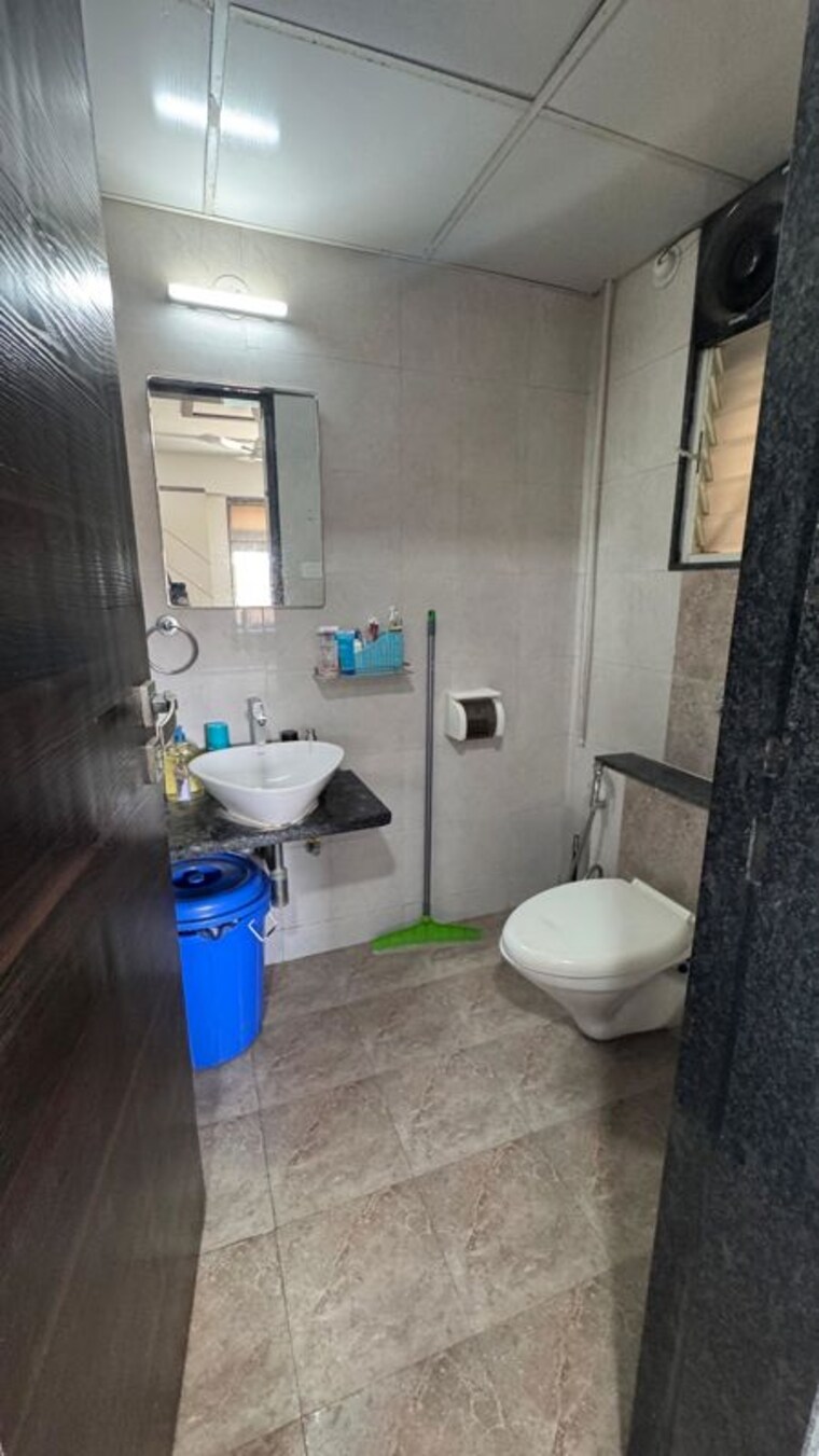 Bathroom, kbd-aurelia 3.5 Bedroom 1700 Sq.Ft. Apartment In Baner Pune 10512012