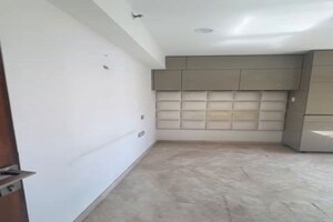 Room in 2 BHK Apartment at One Hiranandani Park, Ghodbunder Road – for Rent