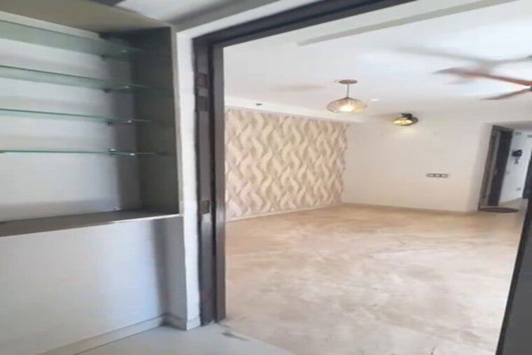 Room, one-hiranandani-park 2 Bedroom 610 Sq.Ft. Apartment In Ghodbunder Road Thane 10512017