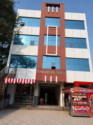  Showroom For Rent in Parner