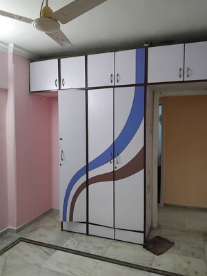 Bedroom in 2 BHK Apartment at Lake avenue CHS, Powai – for Rent